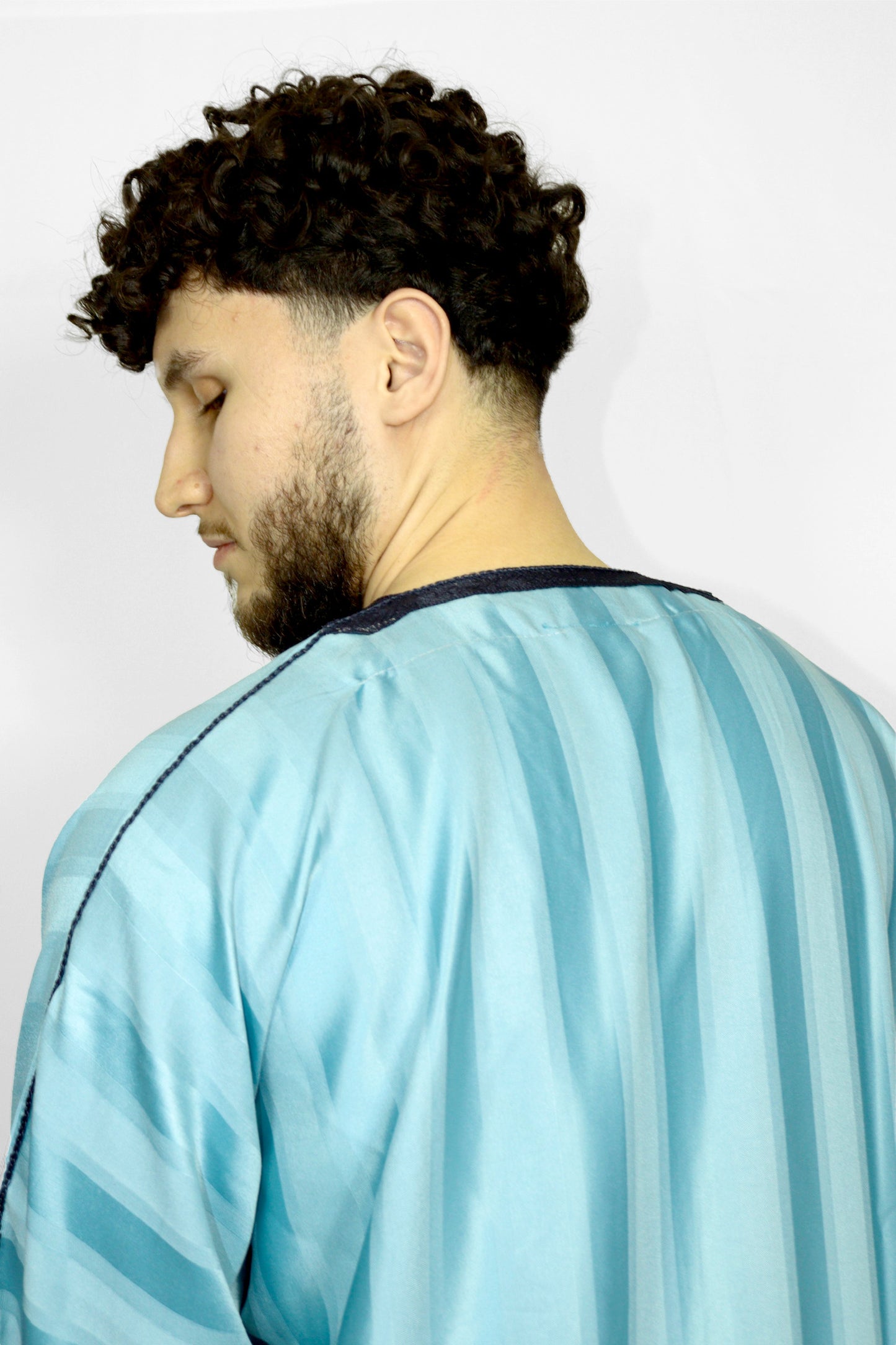AQUA AURA