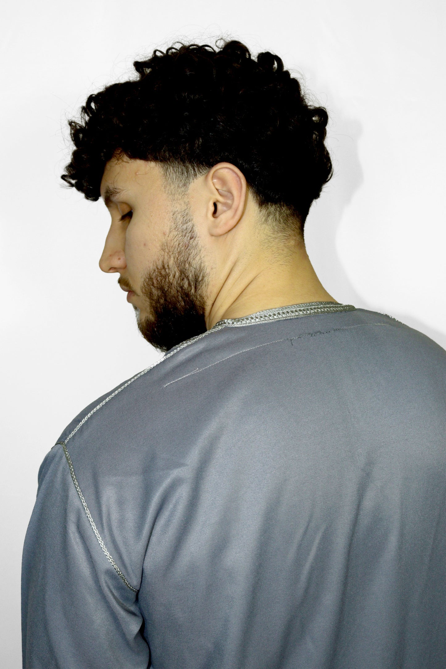 SMOKEY GREY